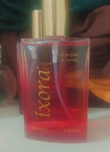 Orjinal ixora marka kadın parfümü 