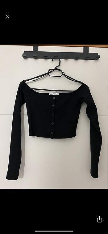 Zara crop