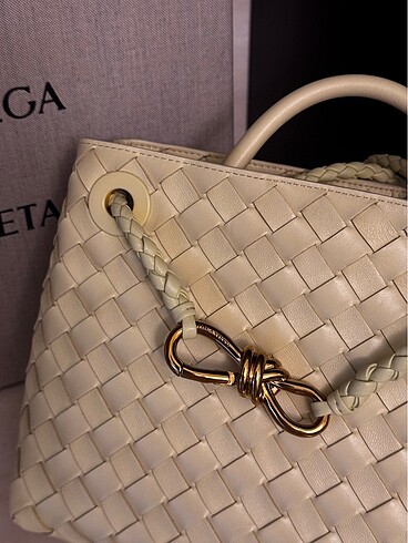 Bottega Veneta Botegga chanta