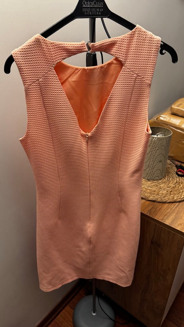 Pembe Midi Kolsuz Koton marka elbise - Görsel 2