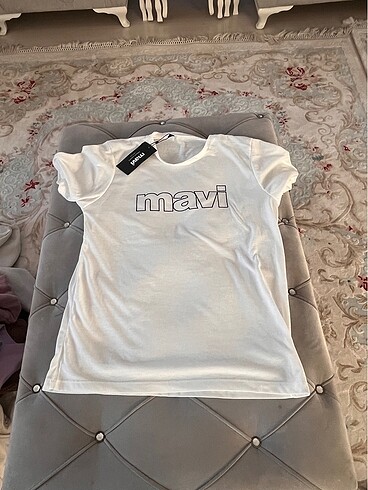 Mavi tshirt