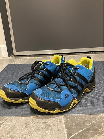 Adidas Goretex