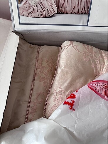 Karaca Home Yatak örtüsü