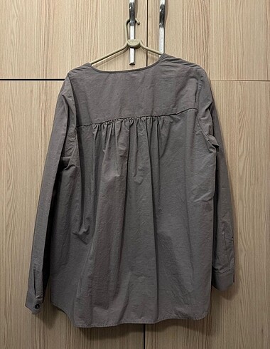 Zara ZARA WOMAN COLLECTION TAŞ GRİ GÖMLEK