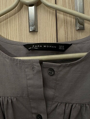m Beden ZARA WOMAN COLLECTION TAŞ GRİ GÖMLEK