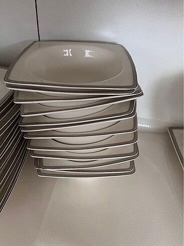 Beden gri Renk Emsan Fine Bone 12 kişilik yemek takımı