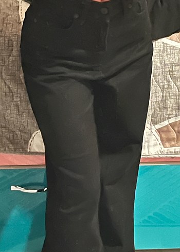 Düğmeli Siyah Kadın Midi Kot Pantolon - Görsel 2