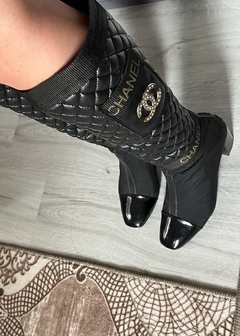 Siyah Yılan Desenli Tokalı Dizüstü Bot - Görsel 5