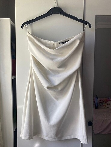 Zara mini beyaz elbise