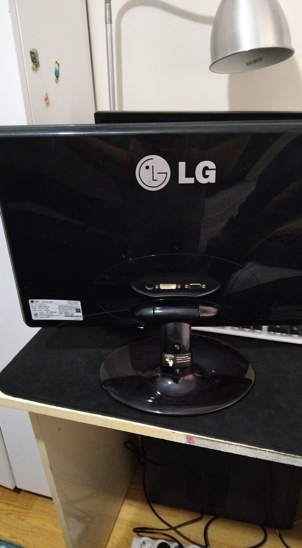 Siyah LG Bilgisayar Monitörü - Görsel 4