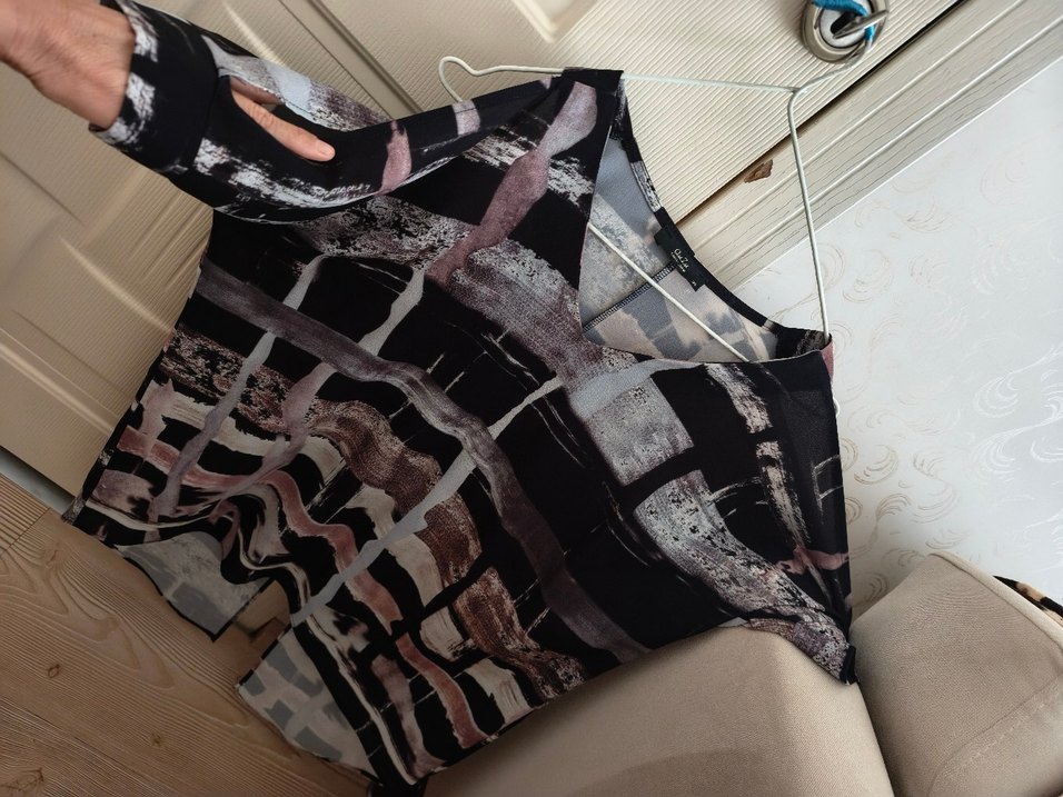 kaliteli kumas arkadan yırtmajlı kol dekolteli gömlek - Görsel 5