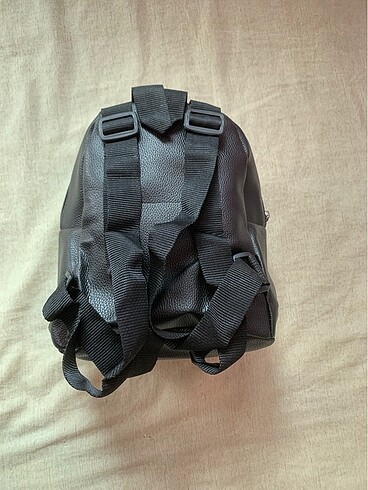 Sırt çantası - Görsel 2