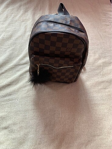Sırt çantası - Görsel 3