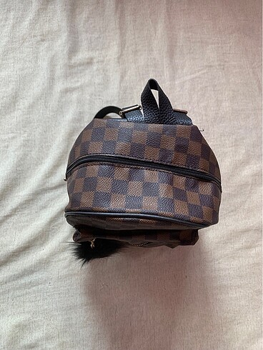 Sırt çantası - Görsel 4