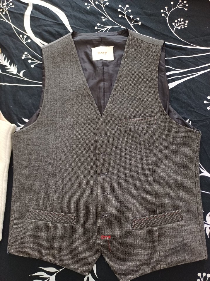 Düğmeli Klasik Gri ve Beyaz Yelek - Görsel 3