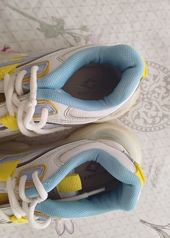 Beyaz Bağcıklı Pastel Renkli kadın  Spor Ayakkabı - Görsel 5