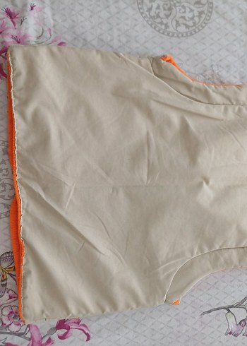 Bej Düğmeli Erkek bebek Yelek - Görsel 2