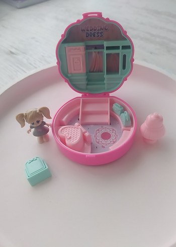  Butik Oyuncak Bebek Ev