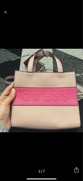 Guess Guess canta
