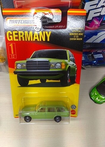 Hot Wheels Matchbox germany mercedes 123 wagon