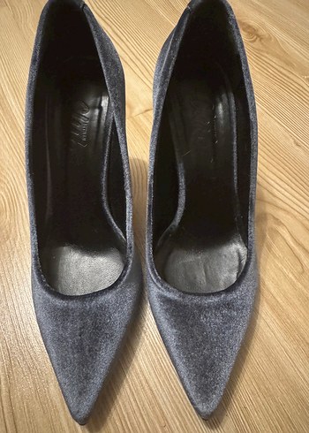 Beymen - Gri Süet Stiletto Topuklu Kadın Ayakkabı