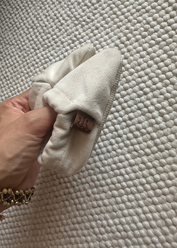 Unisex Bebek kışlık kadife krem kaydırmaz patik - Görsel 7