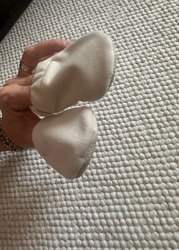 Unisex Bebek kışlık kadife krem kaydırmaz patik - Görsel 6