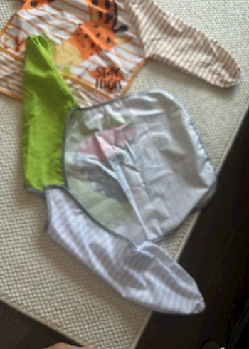 Renkli Baskılı Bebek Önlükleri - Görsel 2