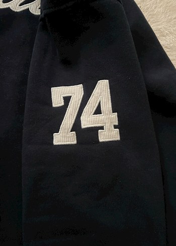 Beyaz Yale Baskılı Kadın Sweatshirt - Görsel 3