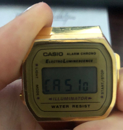 universal Beden Casio gold saat bileklik fiyata dahil değil değildir