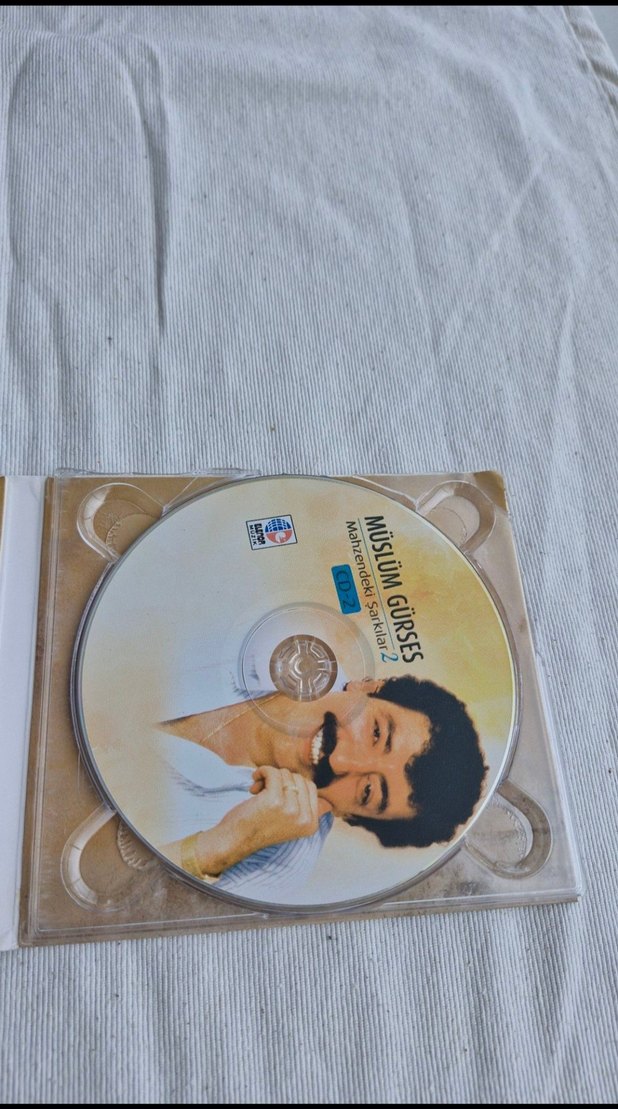 Müslüm Gürses - Mahzendeki Şarkılar 1-2 CD Seti - Görsel 4