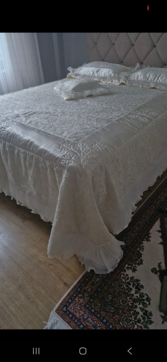 Saten yatak örtüsü - Görsel 2