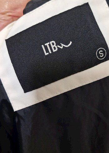 Beyaz Kadın Kışlık Orta Boy Mont - Görsel 5