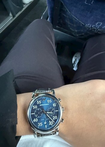Emporio Armani Mavi Kadranlı Erkek İş Saati armani