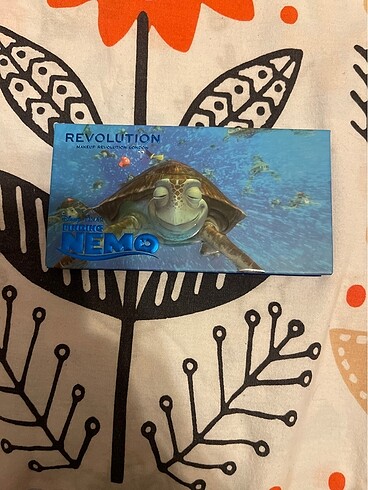 Revolution Nemo Far Paleti