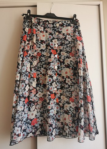 Çiçek Desenli Bohem Düğmeli Midi Etek - Görsel 3