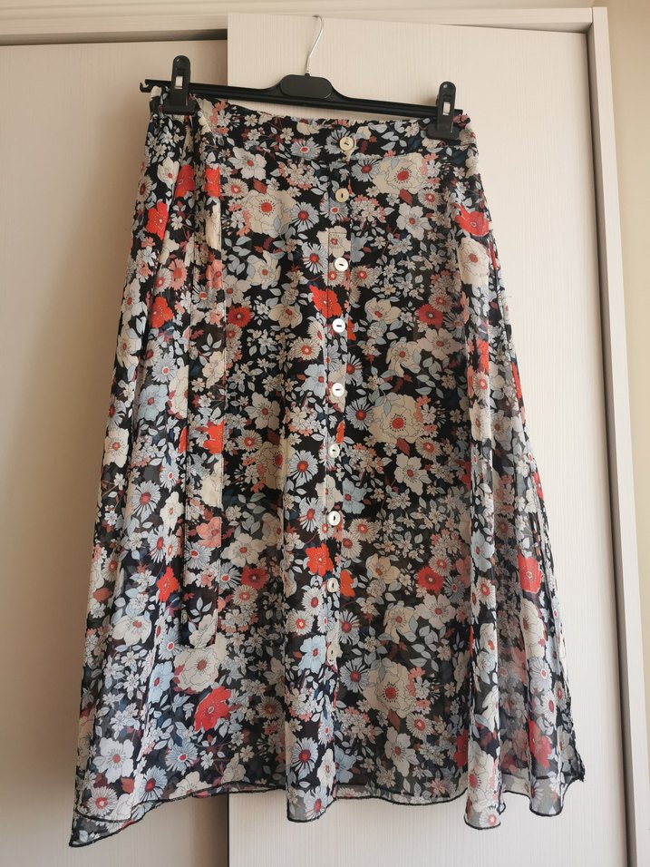 Çiçek Desenli Bohem Düğmeli Midi Etek - Görsel 3