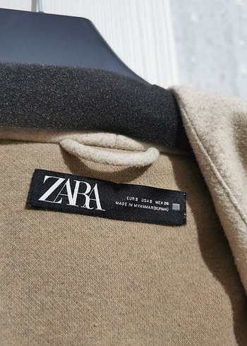 Zara Kapüşonlu Bej Kaban - Görsel 4