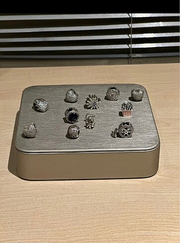 Beden Pandora Charm Gümüş