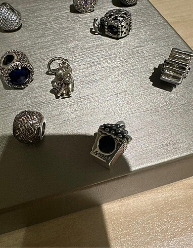 Beden beyaz Renk Pandora Charm Gümüş