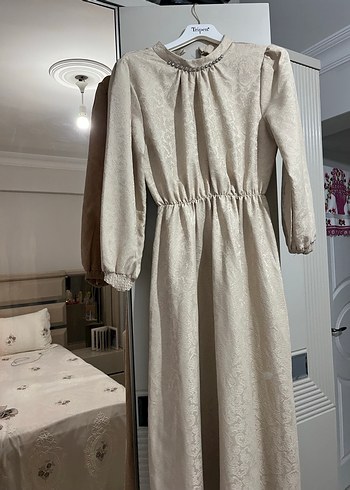 Bej Uzun Keten Elbise, Yüksek Yakalı - Görsel 2