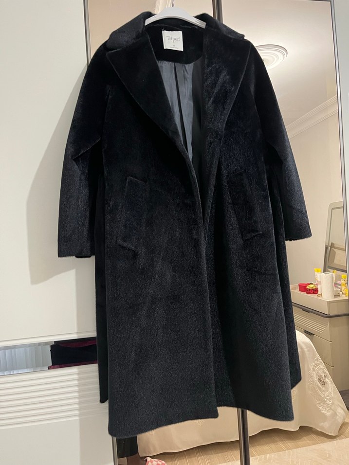 Siyah Kadife Kaban - Görsel 2