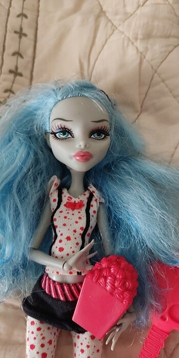  Monster high
