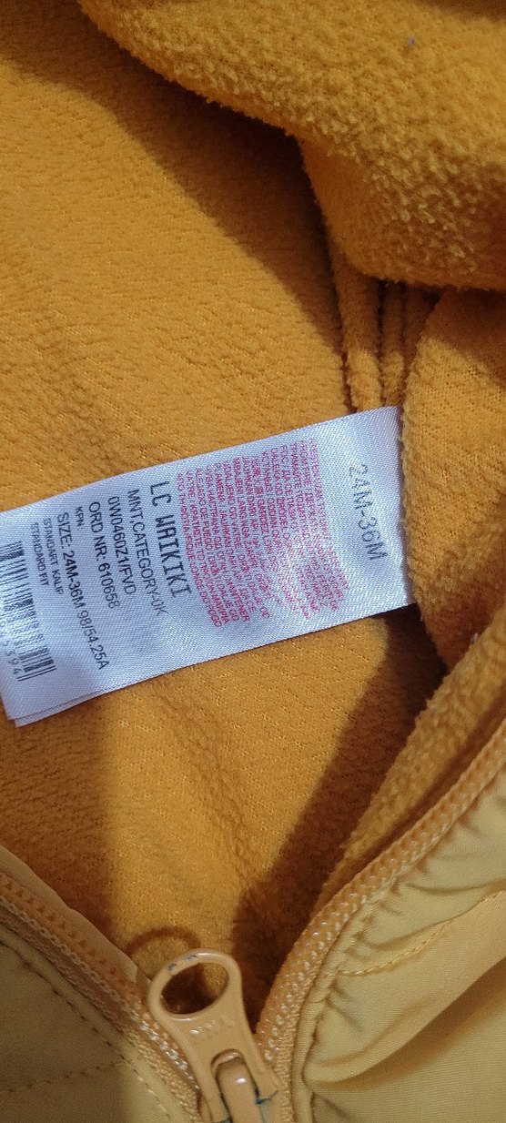 Sarı Kapüşonlu Unisex Çocuk Mont - Görsel 4