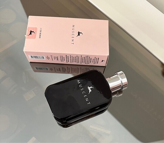 Muscent( Balenciaga Paris)