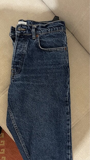 42 Beden mavi Renk Zara Essentials Jean