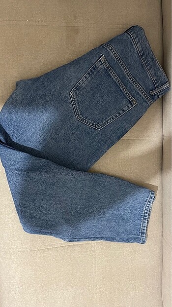Zara Essentials Jean