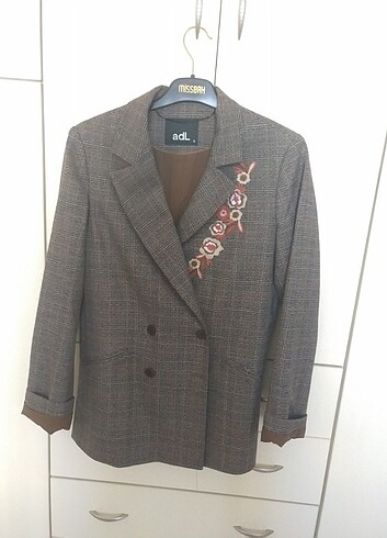 Markası adl etek ceket takım - Görsel 10