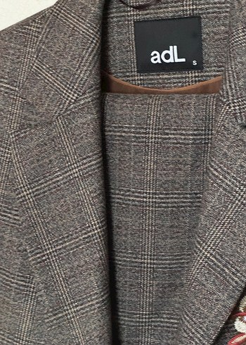 Markası adl etek ceket takım - Görsel 3