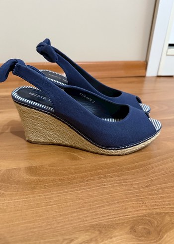 36 Beden mavi Renk Kadın Lacivert Dolgu Topuklu Sandalet